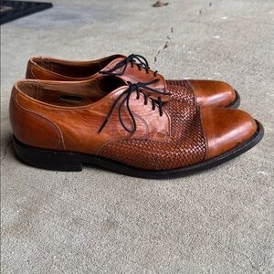 Allen Edmonds mens 9 D Lauderdale brown woven leather oxford dress shoes